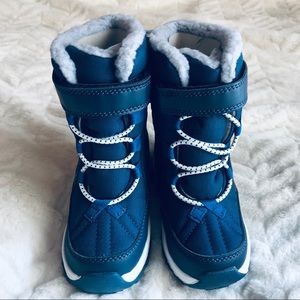 New Carter’s Snow Boots - Toddler Size 8